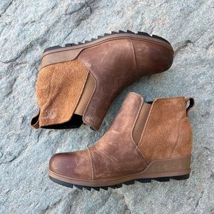 Evie pull on booties